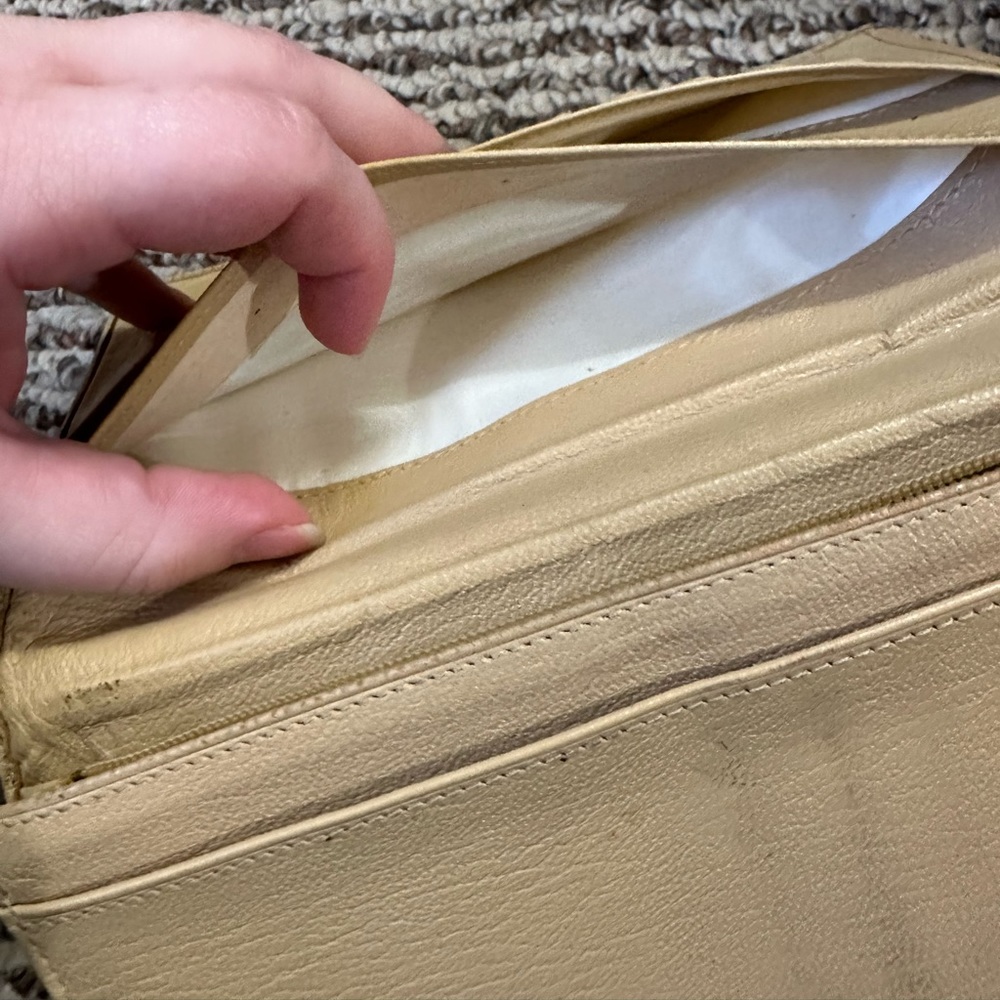 Chanel Bifold Wallet - Picture 7 of 17